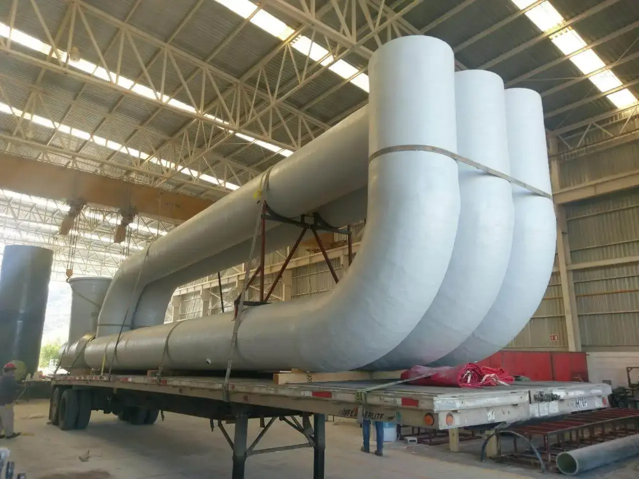 Large-diameter FRP pipe spools with long-radius bends